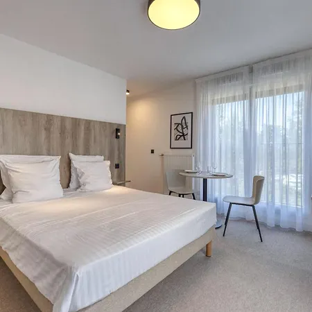 Aparthotel Kosy - Du 3*